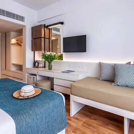 Louis Phaethon Resort