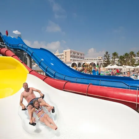 Louis Phaethon Resort 4*