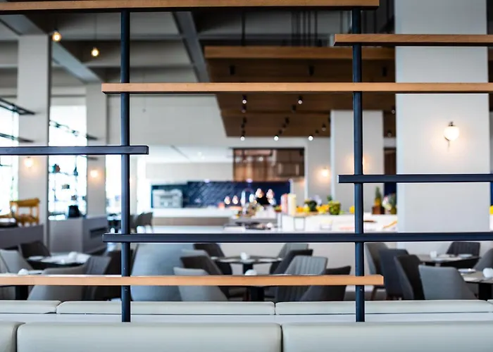 Üdülőközpont Louis Phaethon 4*