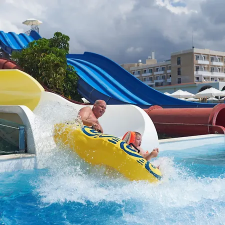 Resort Louis Phaethon