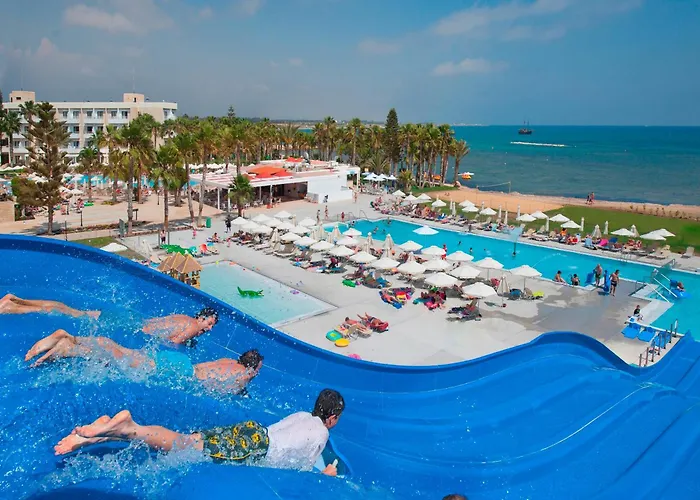 Louis Phaethon Semesteranläggning (resort) 4*