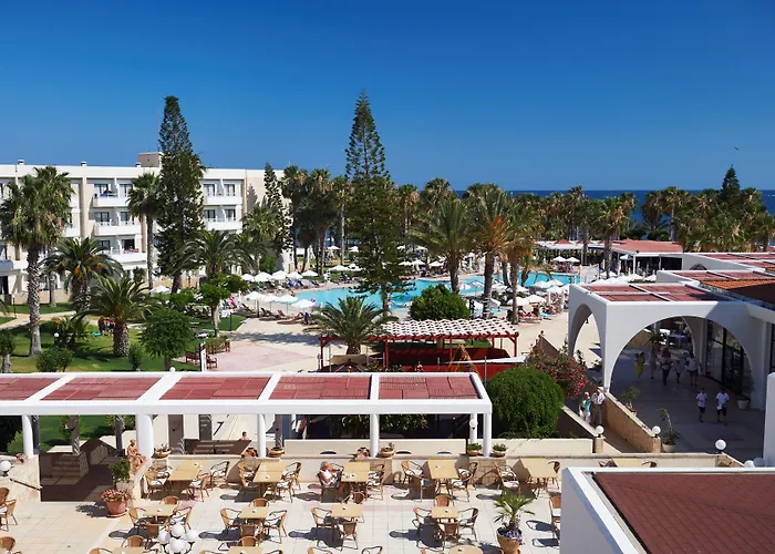 Louis Phaethon Semesteranläggning (resort) 4*