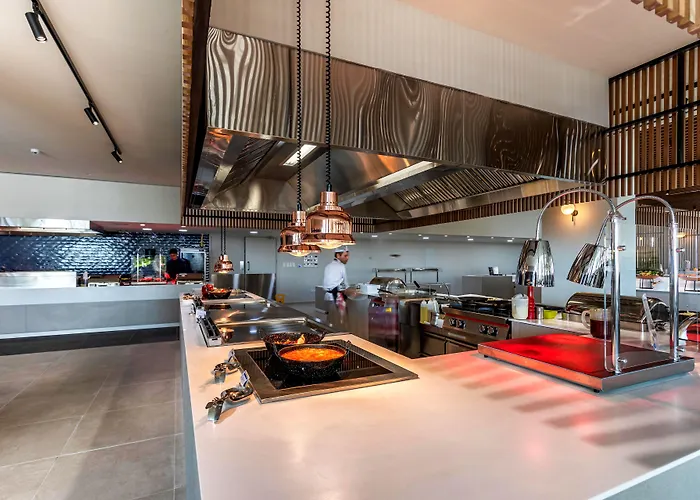 Semesteranläggning (resort) Louis Phaethon