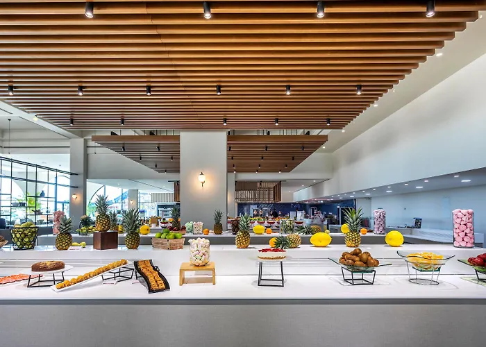 Louis Phaethon 4* Geroskipou